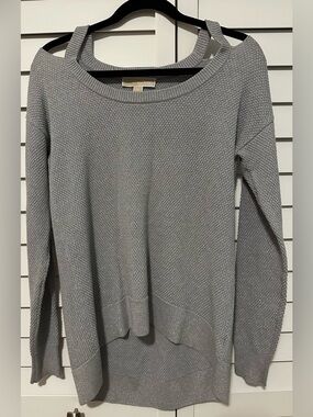 Michael Kors Silver-Gray Off-Shoulder Knit Sweater